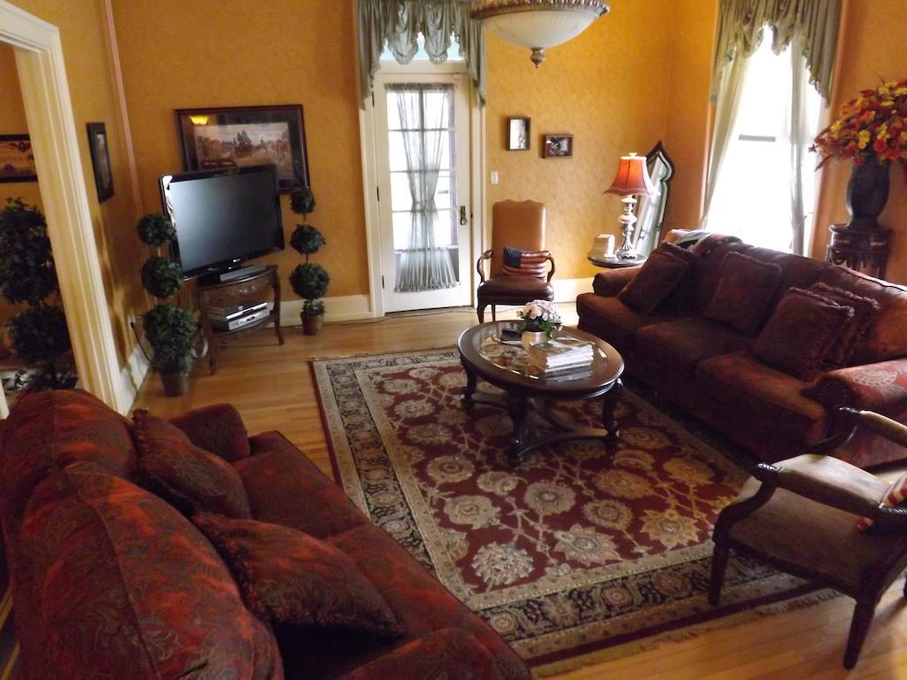 The Patriot House Bed & Breakfast Annville Exteriör bild