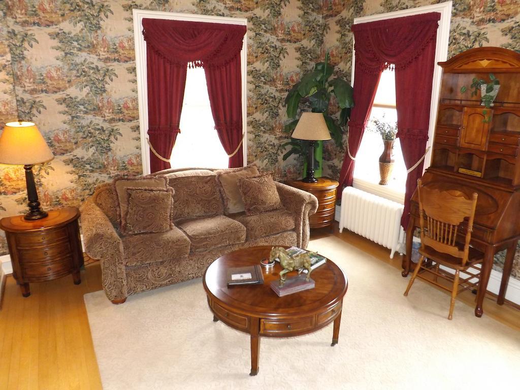 The Patriot House Bed & Breakfast Annville Rum bild